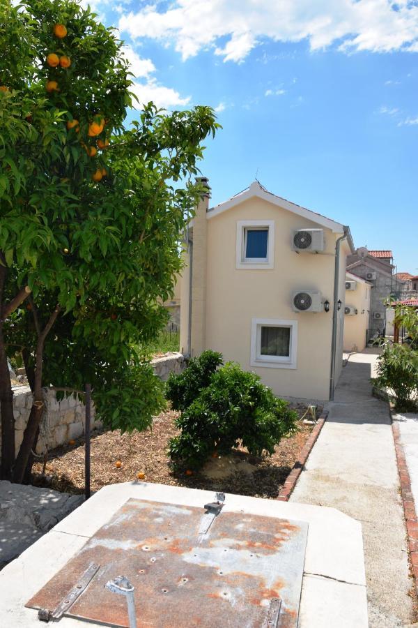 Villa Marta'S - Marta I Trogir Extérieur photo